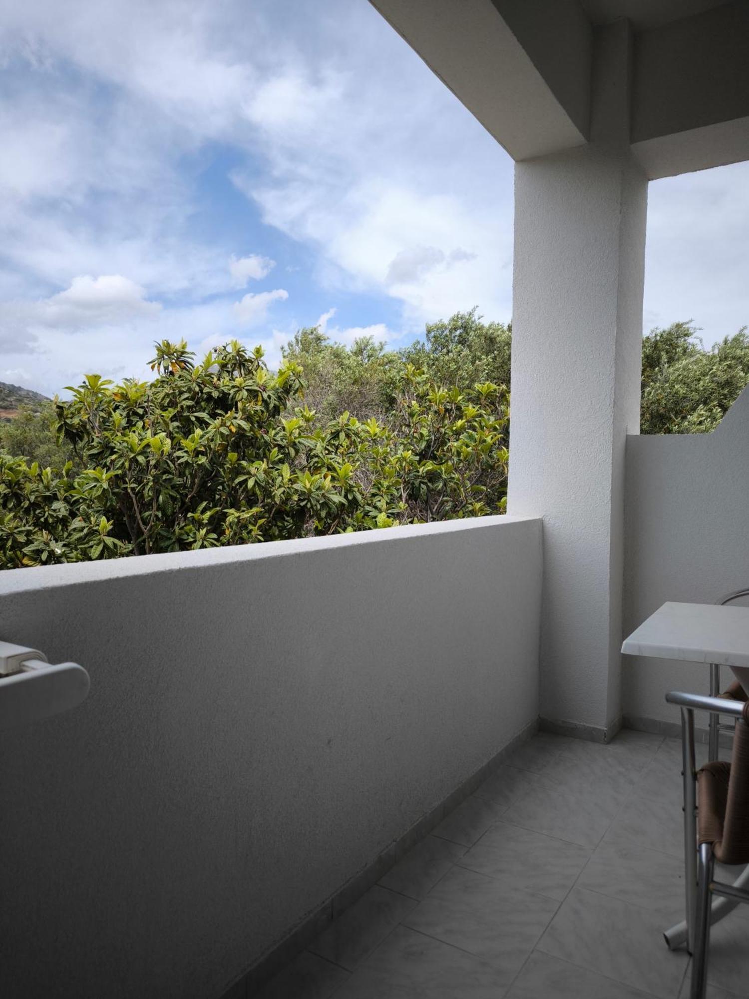 Alexia Rooms Palaiochora Exteriér fotografie